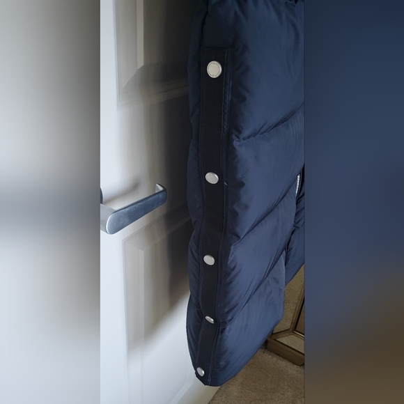 Moose Knuckles Jocada Parka - Picture 11 of 16